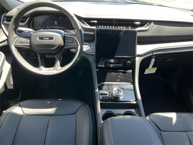 new 2025 Jeep Grand Cherokee car, priced at $50,391