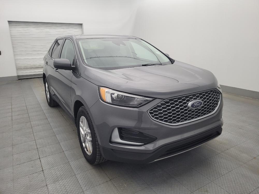used 2024 Ford Edge car, priced at $25,695