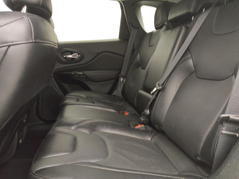 used 2023 Jeep Cherokee car, priced at $24,995