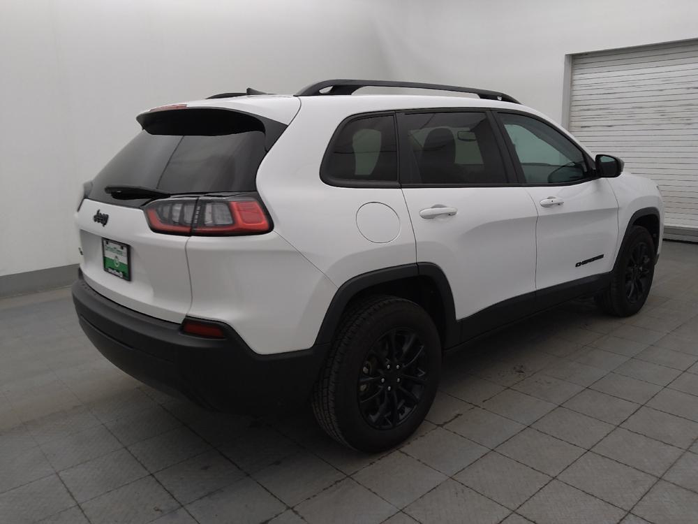 used 2023 Jeep Cherokee car, priced at $24,995