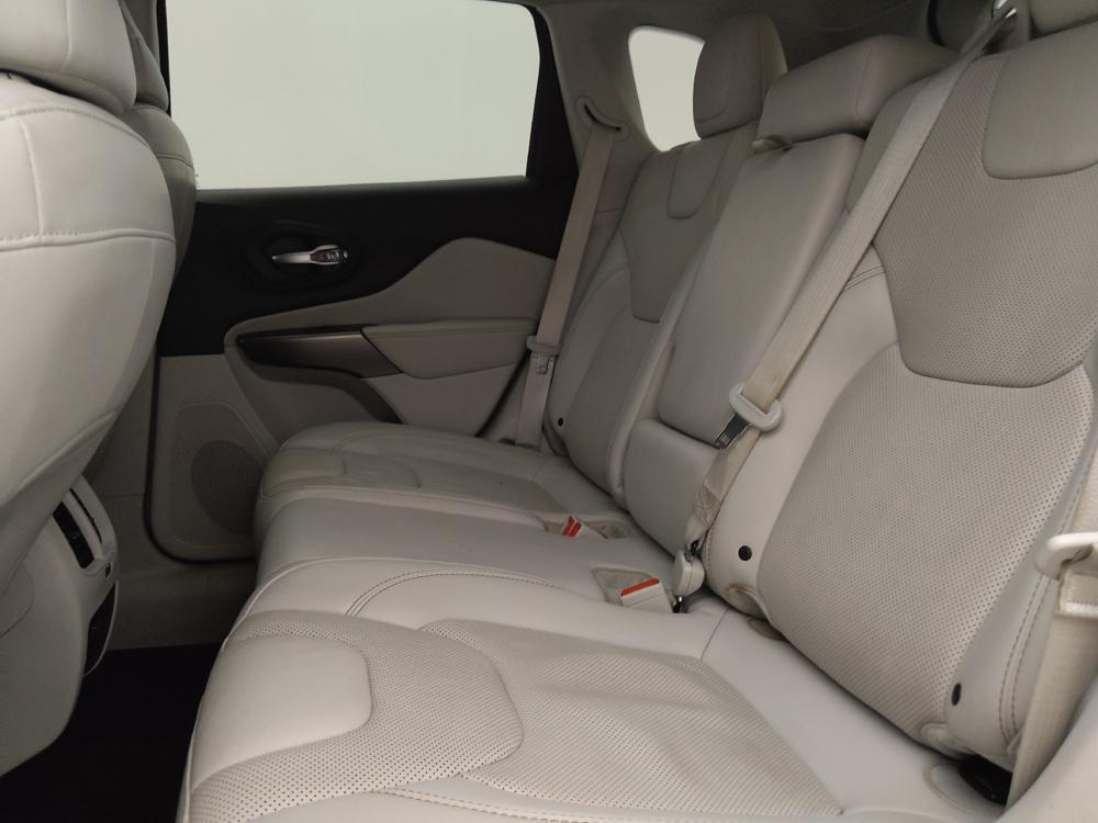 used 2019 Jeep Cherokee car, priced at $19,095