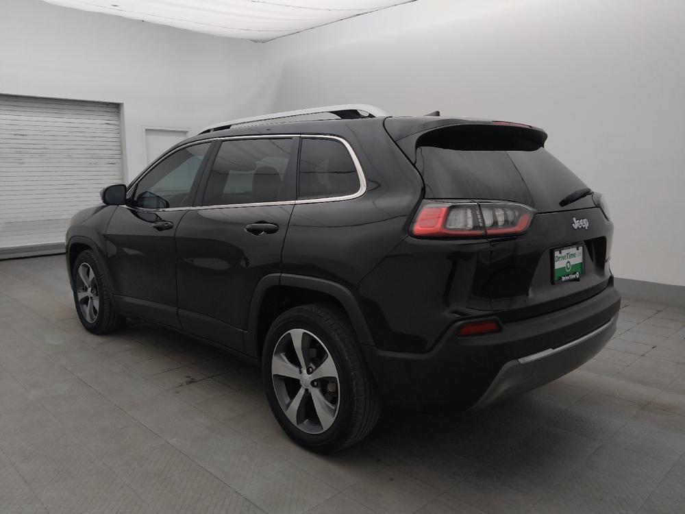 used 2019 Jeep Cherokee car, priced at $19,095