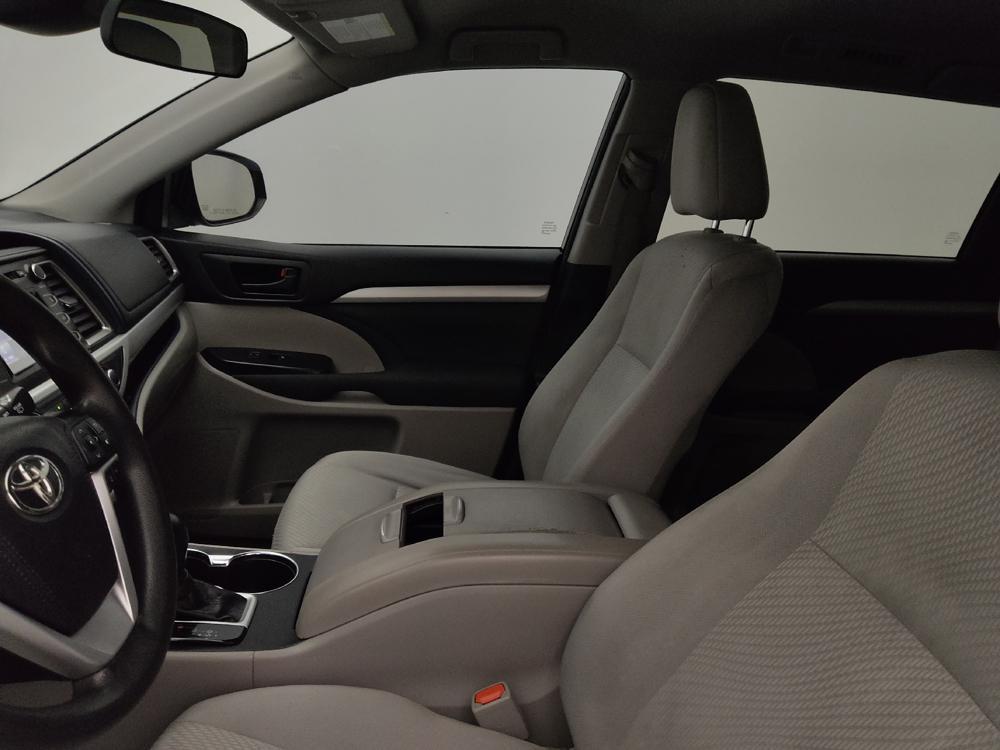 used 2017 Toyota Highlander car, priced at $19,895