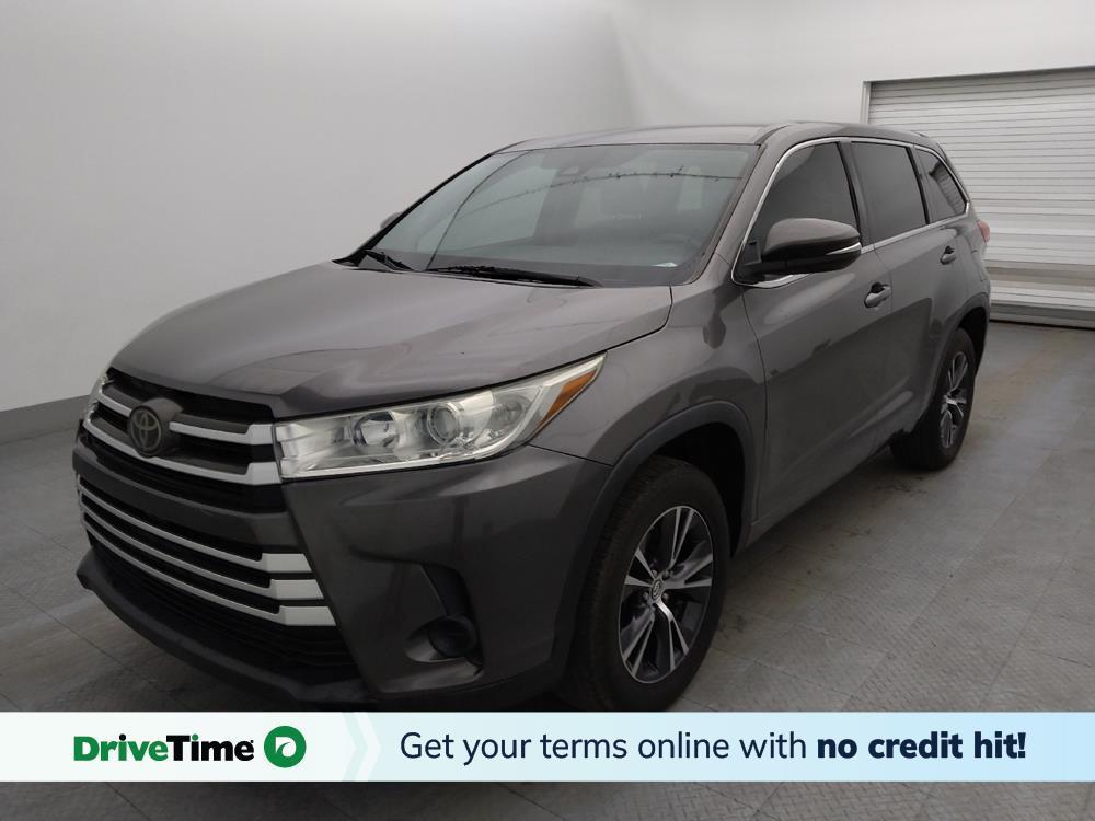 used 2017 Toyota Highlander car, priced at $19,895