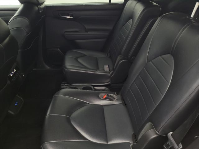 used 2022 Toyota Highlander car, priced at $31,695