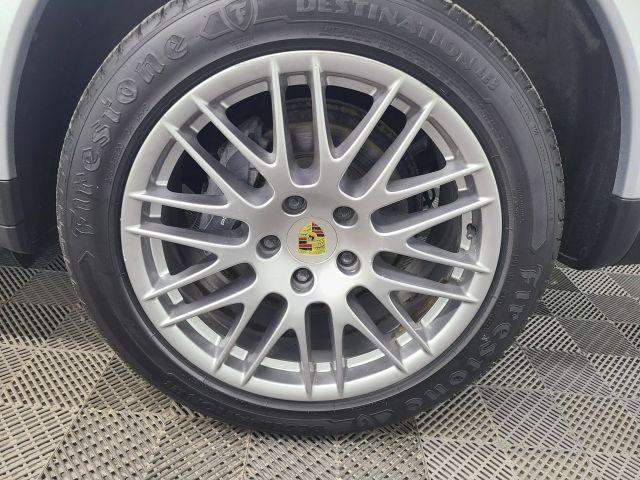 used 2018 Porsche Cayenne car, priced at $23,995