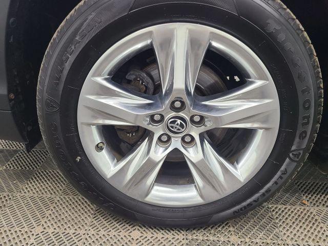 used 2016 Toyota Highlander car