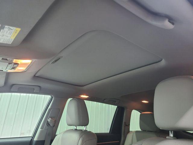 used 2016 Toyota Highlander car