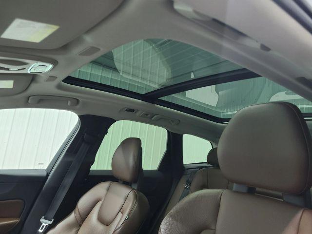 used 2018 Volvo XC60 car, priced at $20,995