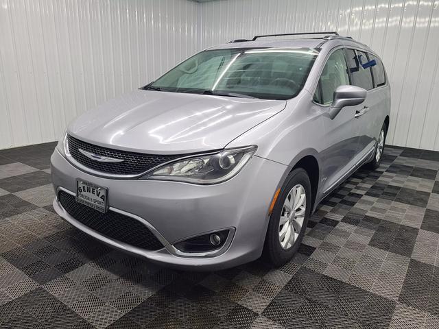 used 2018 Chrysler Pacifica car, priced at $13,444