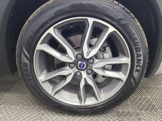 used 2018 Volvo V60 Cross Country car, priced at $18,995