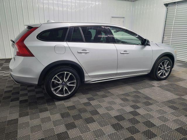 used 2018 Volvo V60 Cross Country car, priced at $18,995