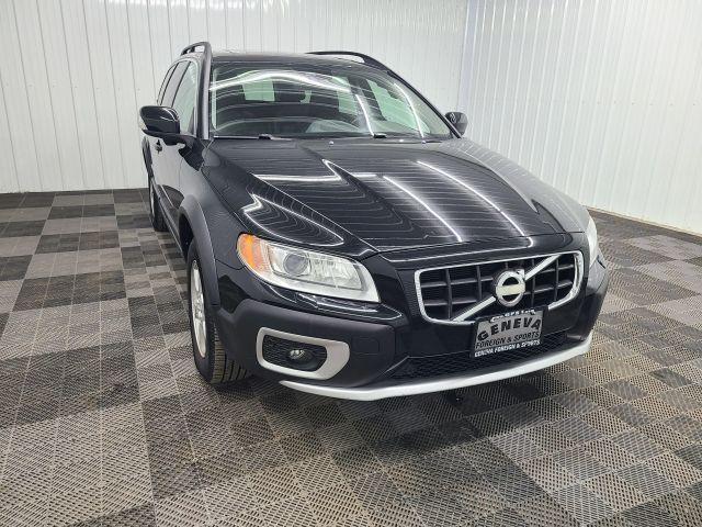 used 2013 Volvo XC70 car, priced at $12,995