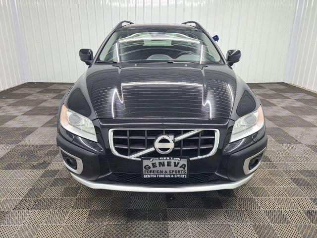 used 2013 Volvo XC70 car, priced at $12,995