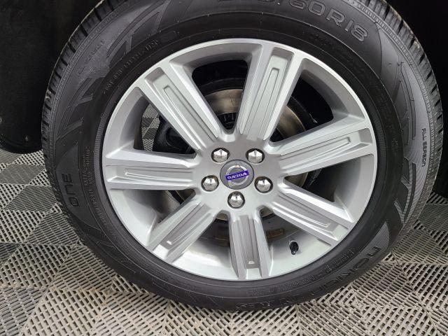 used 2016 Volvo XC60 car, priced at $16,995
