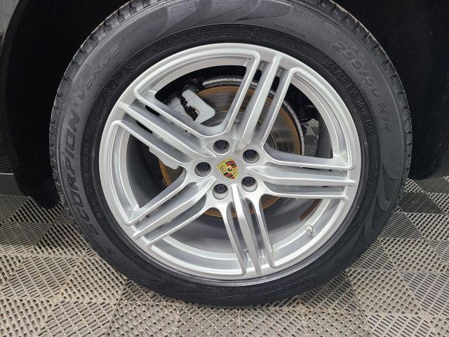 used 2015 Porsche Macan car, priced at $19,995