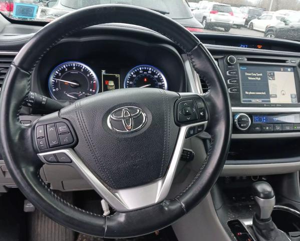 used 2017 Toyota Highlander car, priced at $24,995