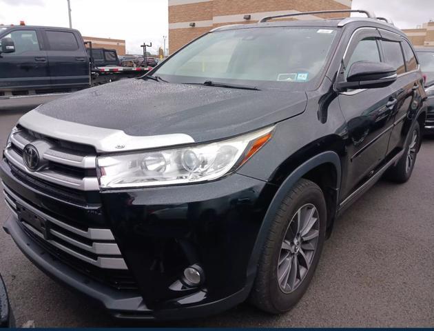 used 2017 Toyota Highlander car, priced at $24,995