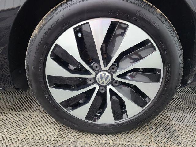 used 2016 Volkswagen Jetta Hybrid car, priced at $13,995