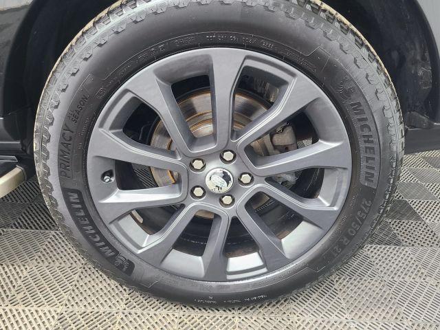 used 2015 Land Rover LR4 car, priced at $16,490