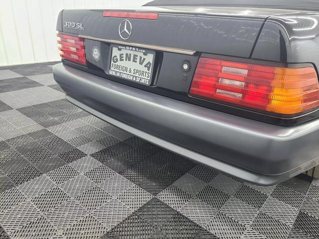 used 1992 Mercedes-Benz SL-Class car, priced at $7,777