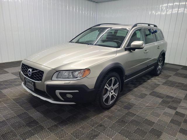 used 2015 Volvo XC70 car, priced at $14,995