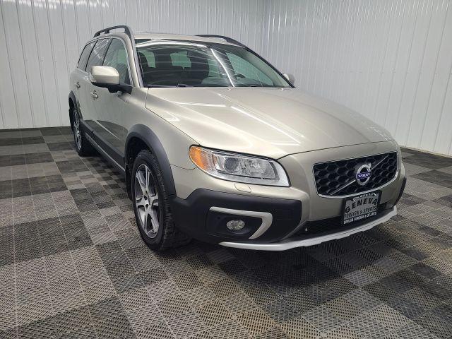 used 2015 Volvo XC70 car, priced at $14,995