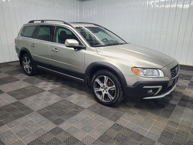 used 2015 Volvo XC70 car, priced at $14,995