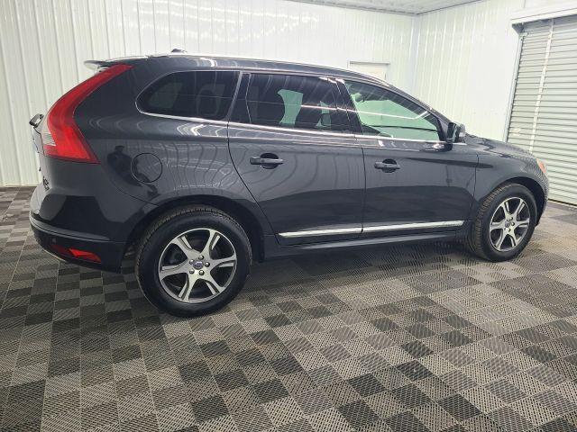 used 2015 Volvo XC60 car, priced at $12,444