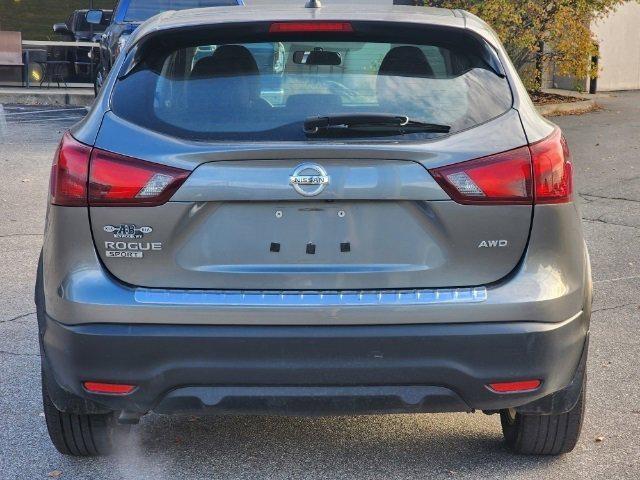 used 2017 Nissan Rogue Sport car