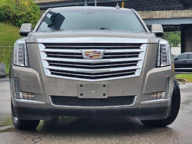 used 2017 Cadillac Escalade ESV car, priced at $38,449