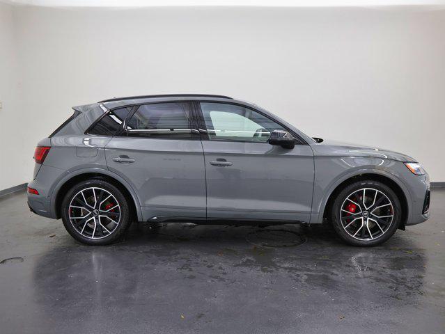 used 2022 Audi SQ5 car, priced at $46,990