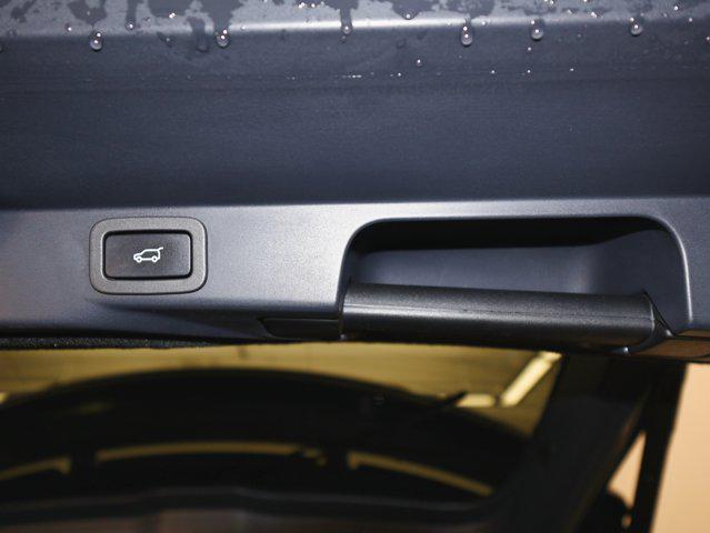 used 2020 Land Rover Range Rover Sport car, priced at $49,490