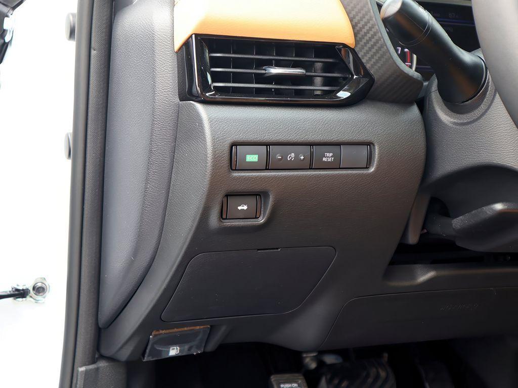 new 2025 Nissan Sentra car, priced at $27,370