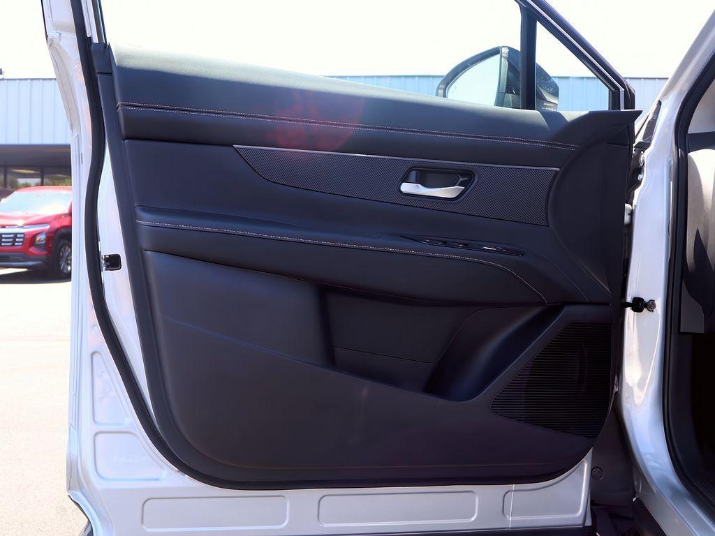 new 2025 Nissan Murano car, priced at $44,299