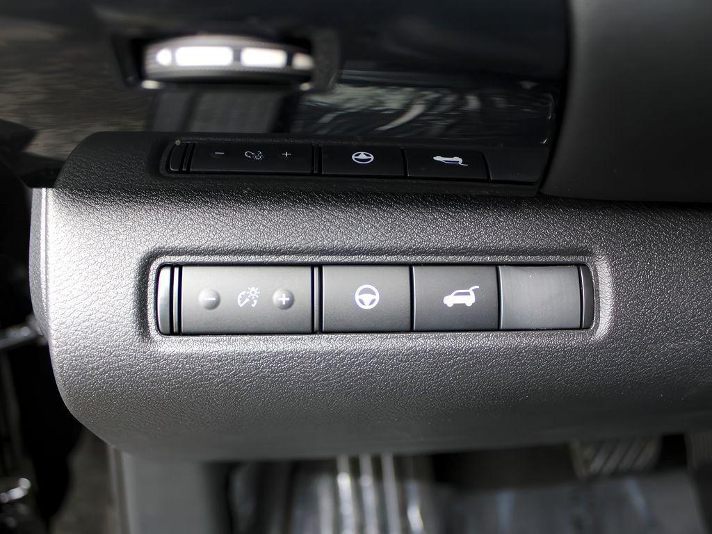 new 2025 Nissan Pathfinder car, priced at $46,350