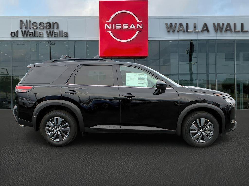 new 2025 Nissan Pathfinder car, priced at $46,350