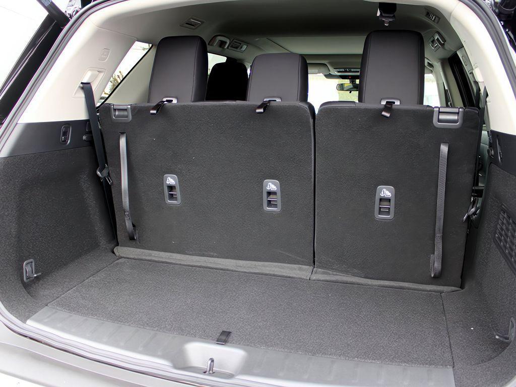 new 2025 Nissan Pathfinder car, priced at $46,350
