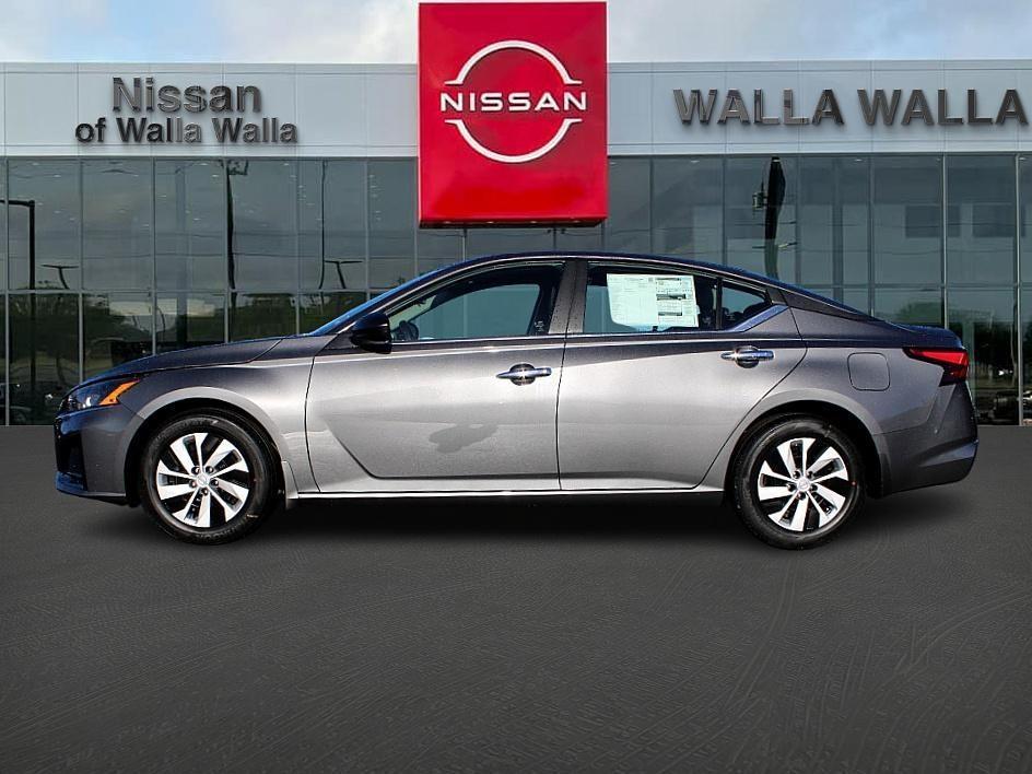 new 2025 Nissan Altima car, priced at $28,499