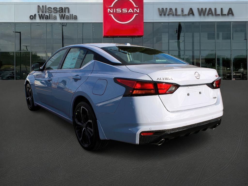 new 2025 Nissan Altima car, priced at $33,999