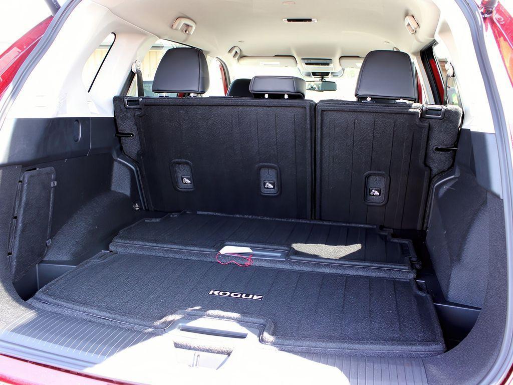 new 2025 Nissan Rogue car, priced at $39,997