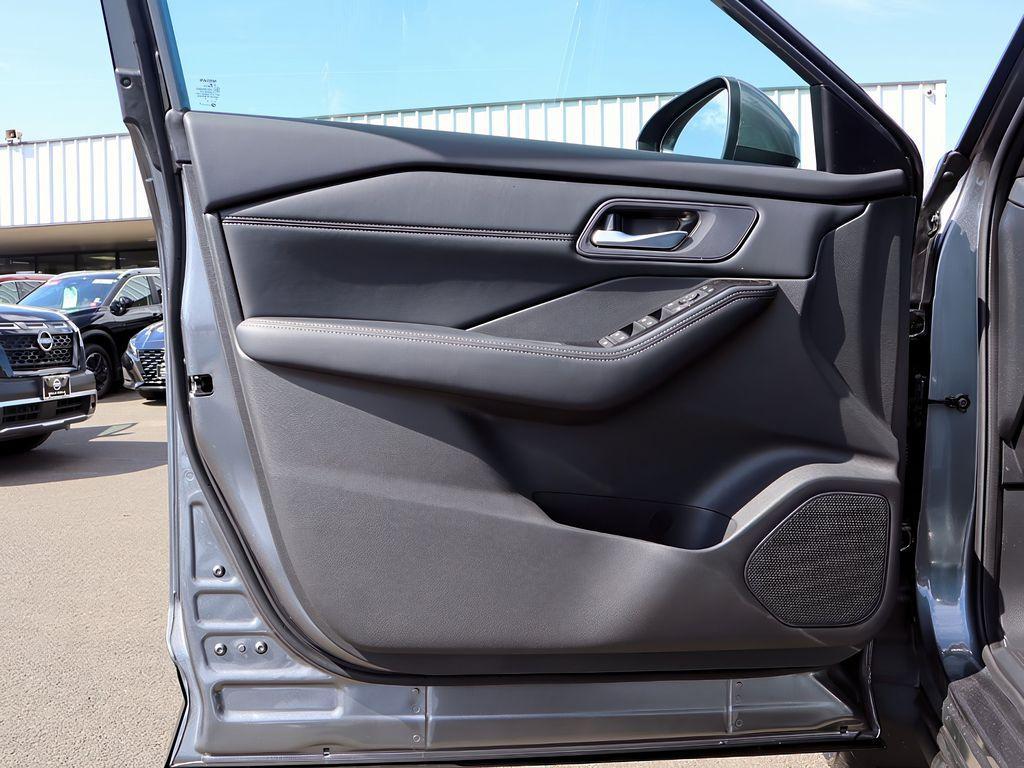new 2025 Nissan Rogue car, priced at $35,197