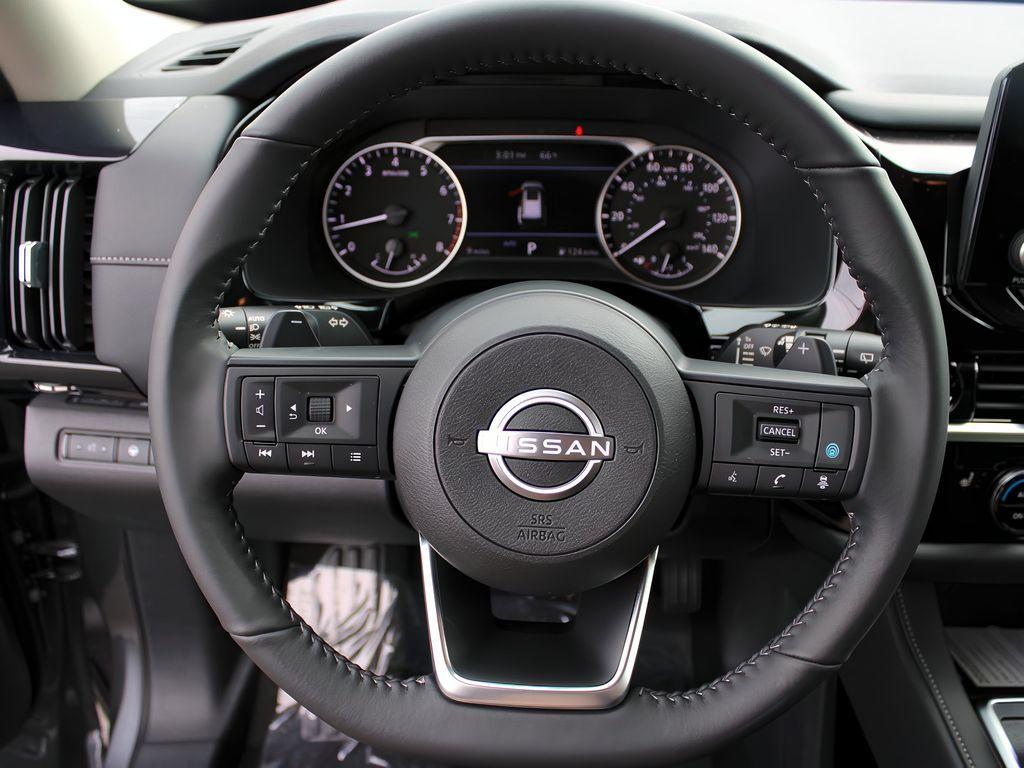 new 2025 Nissan Pathfinder car, priced at $46,905