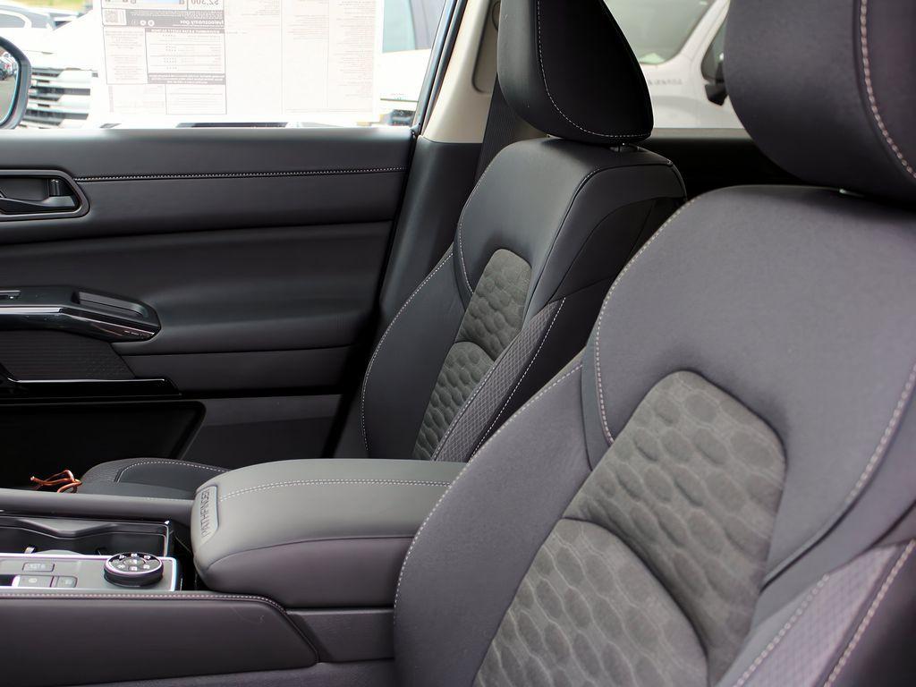 new 2025 Nissan Pathfinder car, priced at $46,905