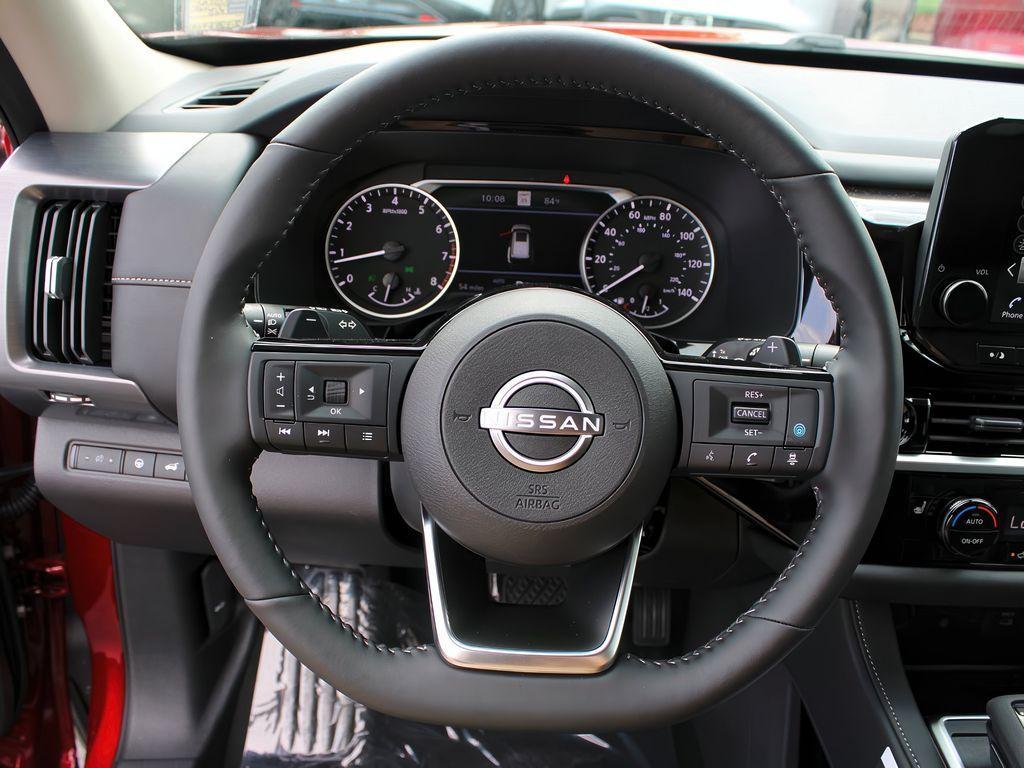new 2025 Nissan Pathfinder car, priced at $47,425