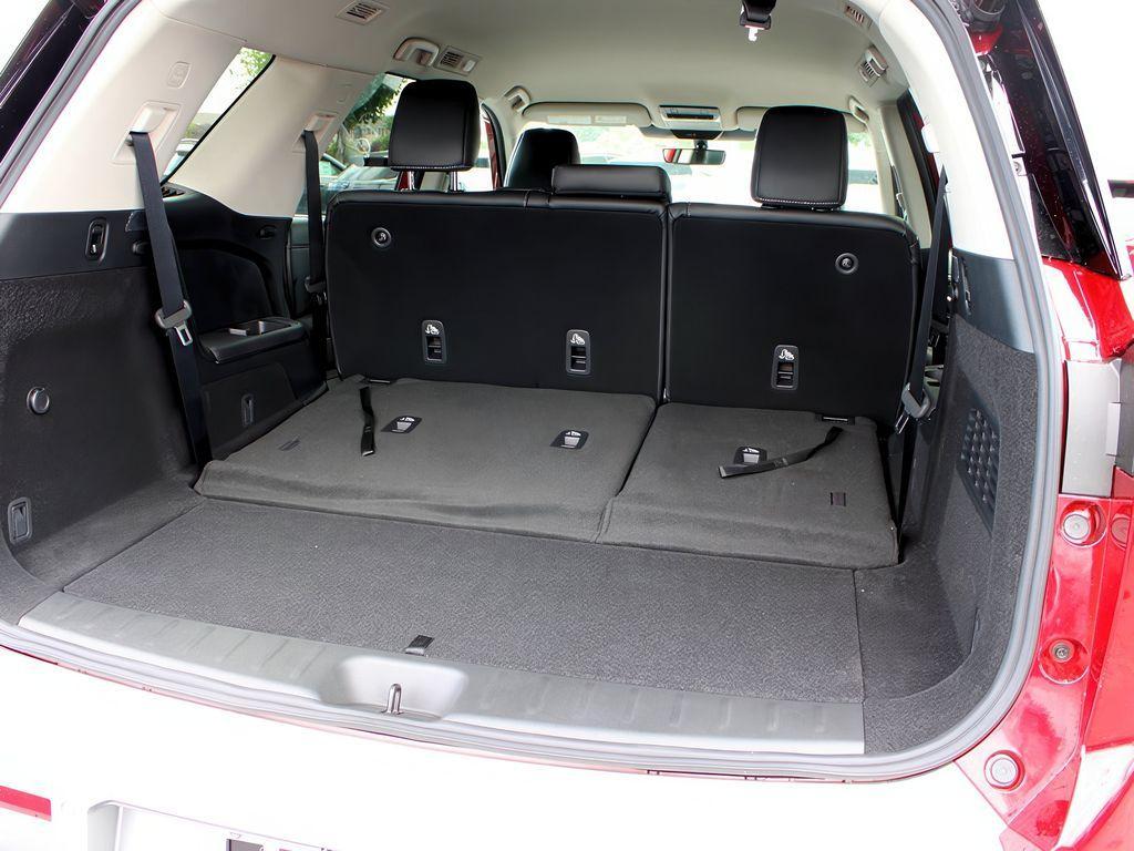 new 2025 Nissan Pathfinder car, priced at $47,425