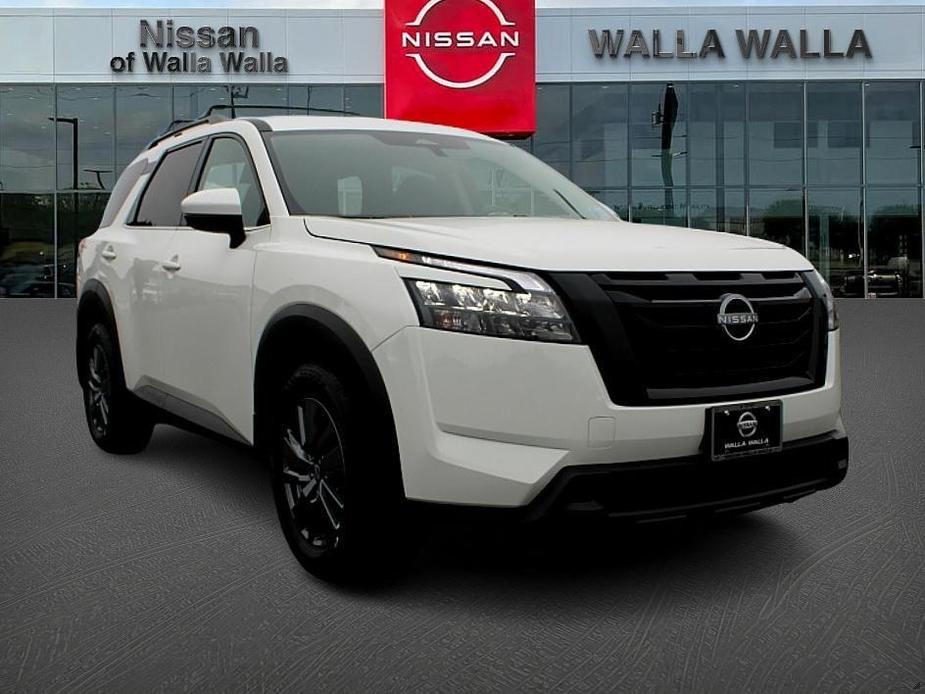 new 2025 Nissan Pathfinder car, priced at $44,798