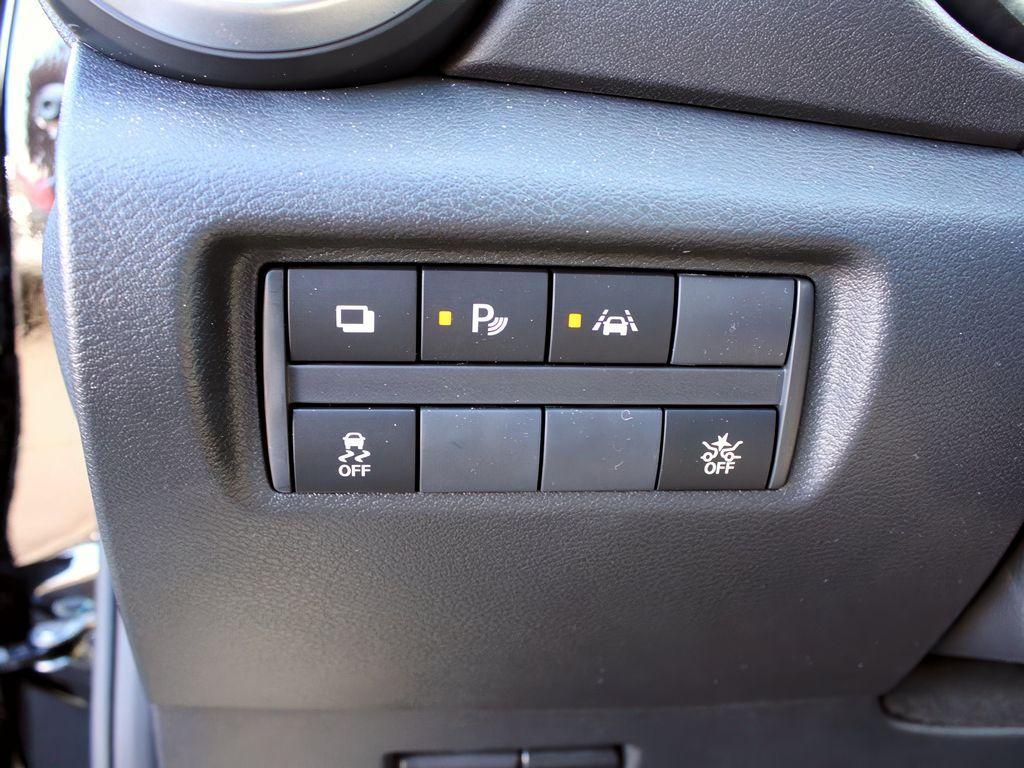 new 2025 Nissan Versa car, priced at $21,945