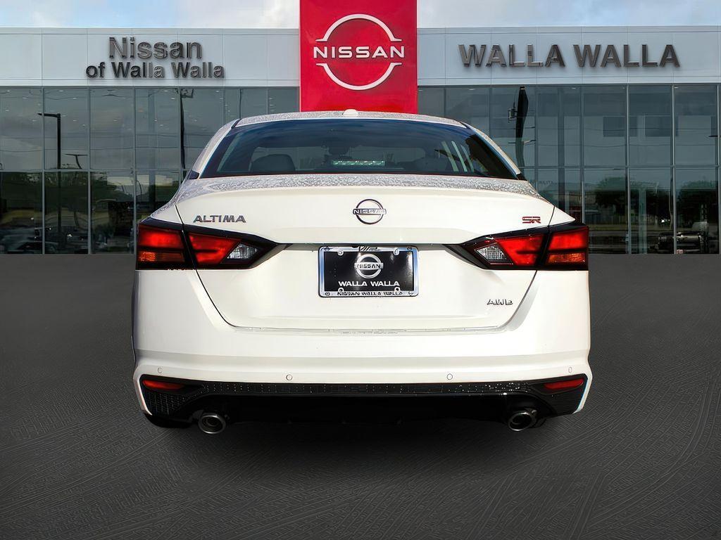 new 2025 Nissan Altima car, priced at $33,999