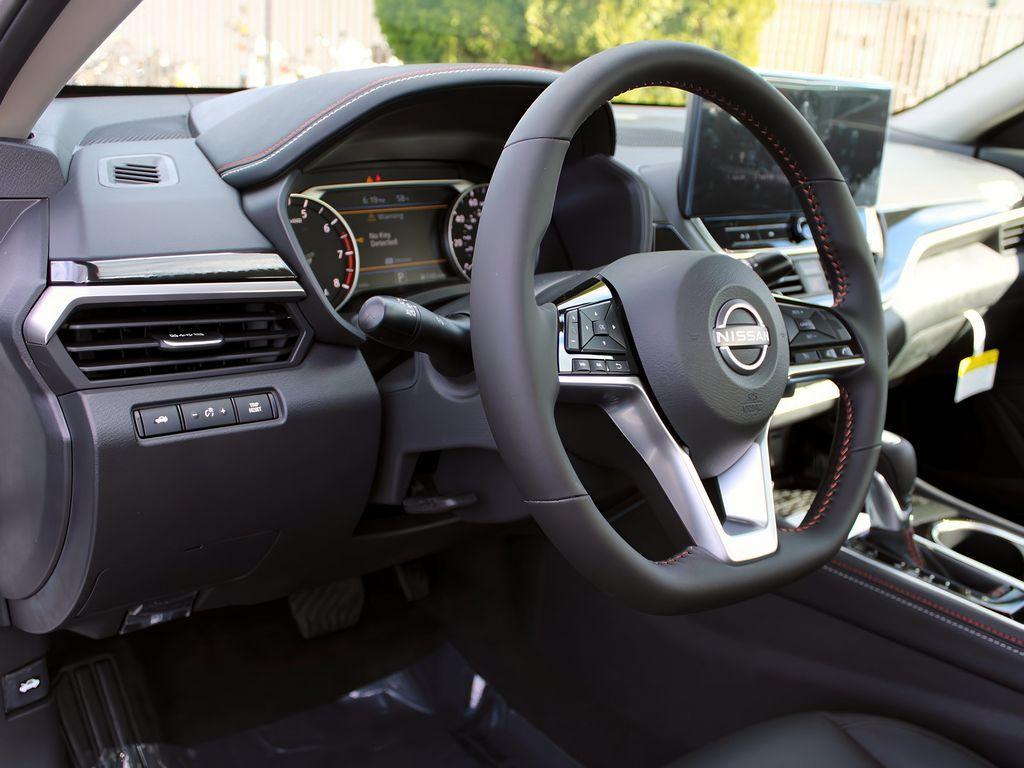 new 2025 Nissan Altima car, priced at $33,999